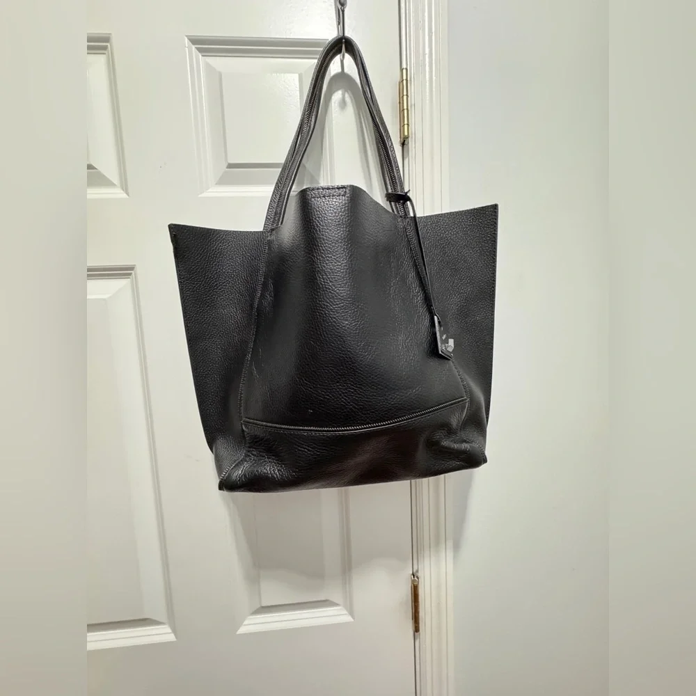 Botkier New York Black pebbled leather Tote Bag Sleek and Versatile